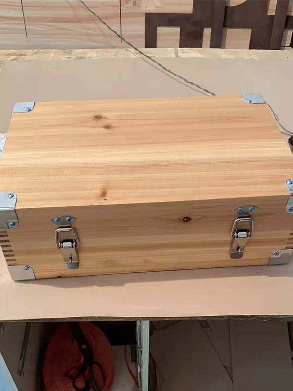 黔南精木盒